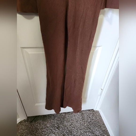 Urban Outfitters Brown Ribbed Long-Sleeve Zipper Jumpsuit - Picture 7 of 13